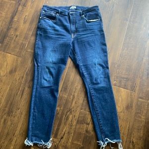 Good American like new stretchy jeans